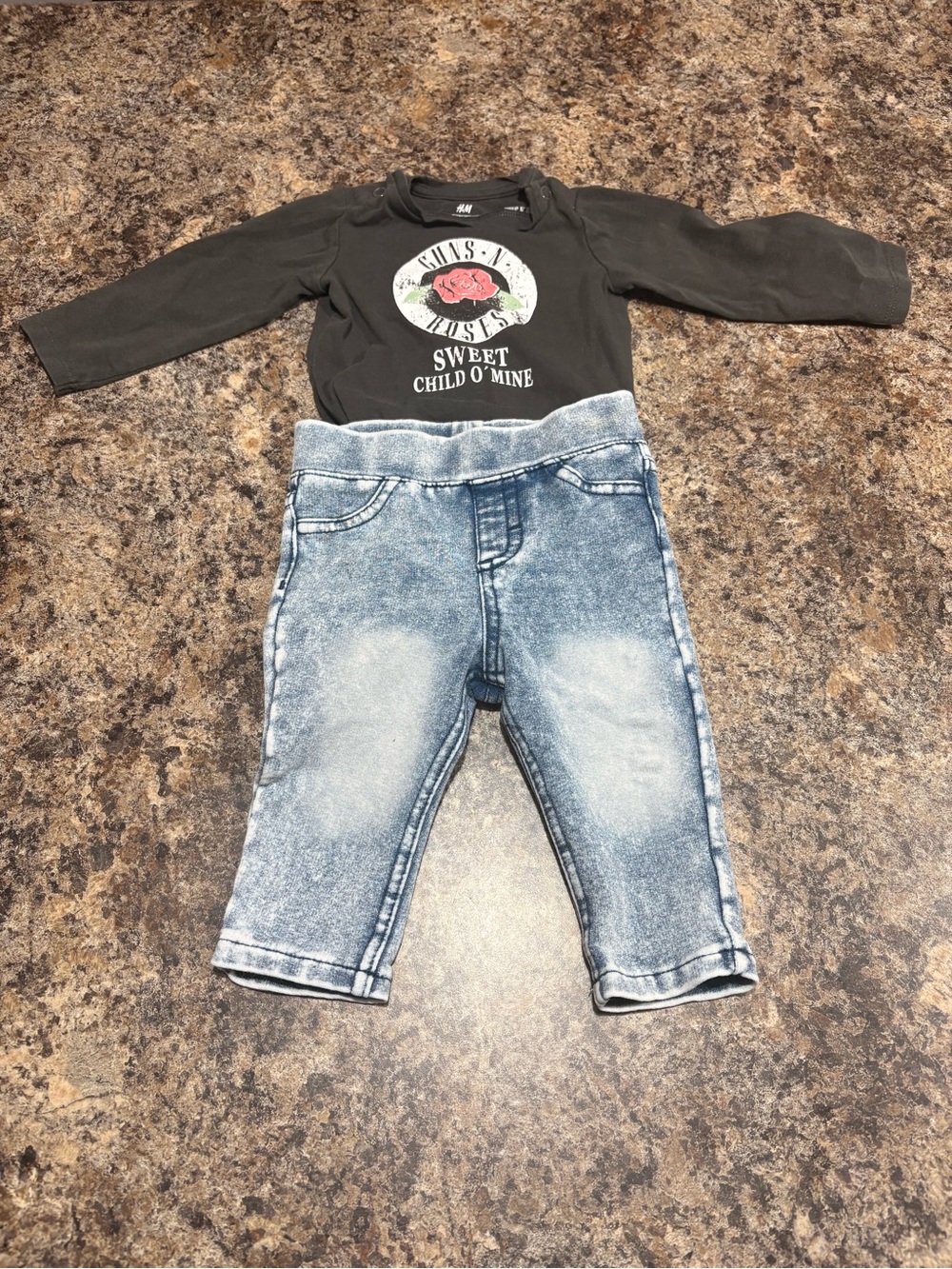 H&M Black Organic Guns and Roses Baby Set